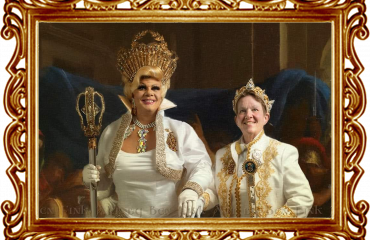 Golden Sapphire Peacock Emperor Karen Stone & Imperial Golden Peacock Empress Sasha Meadows